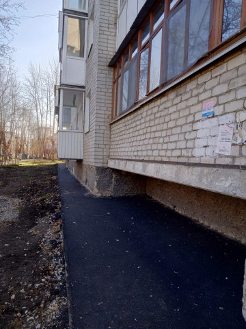 ПРИНЯТ РЕМОНТ ЕЩЕ ОДНОЙ ОТМОСТКИ МНОГОКВАРТИРНОГО ДОМА