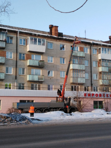 КРЫШИ МНОГОКВАРТИРНЫХ ДОМОВ ОБРАБОТАНЫ НА 97 ПРОЦЕНТОВ