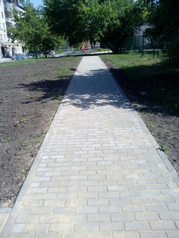 ДВОРОВОЕ БЛАГОУСТРОЙСТВО НЕ ДЕЛАЕТСЯ ПО ПРОСТОМУ ЗАЯВЛЕНИЮ ЖИТЕЛЕЙ.