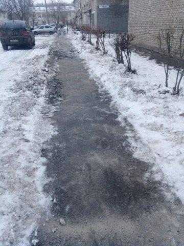 ДВОРНИКИ КУДЕЗ ОБРАБАТЫВАЮТ ТОЛЬКО ТЕ ТРОТУАРЫ, КОТОРЫЕ ЯВЛЯЮТСЯ ПРИДОМОВЫМИ