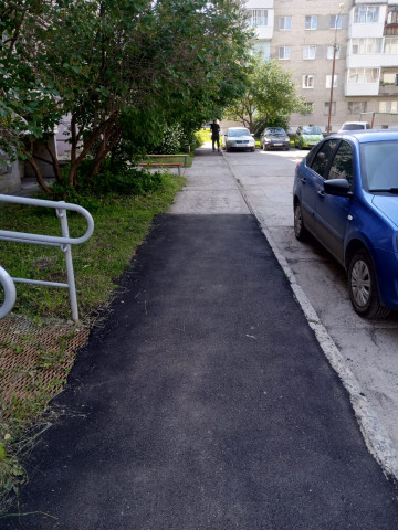 СТАРТОВАЛИ ЯМОЧНЫЕ РЕМОНТЫ ВО ДВОРАХ